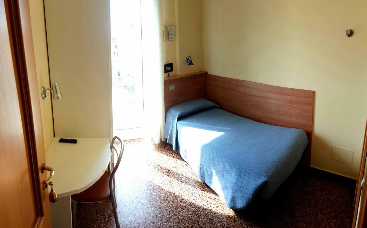 Hotel Guya Varazze Exterior photo